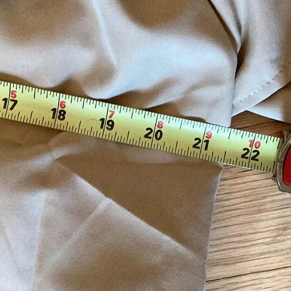 New knee length trench coat,size large double breasted buckle straps sleevesNWOT - Picture 8 of 9